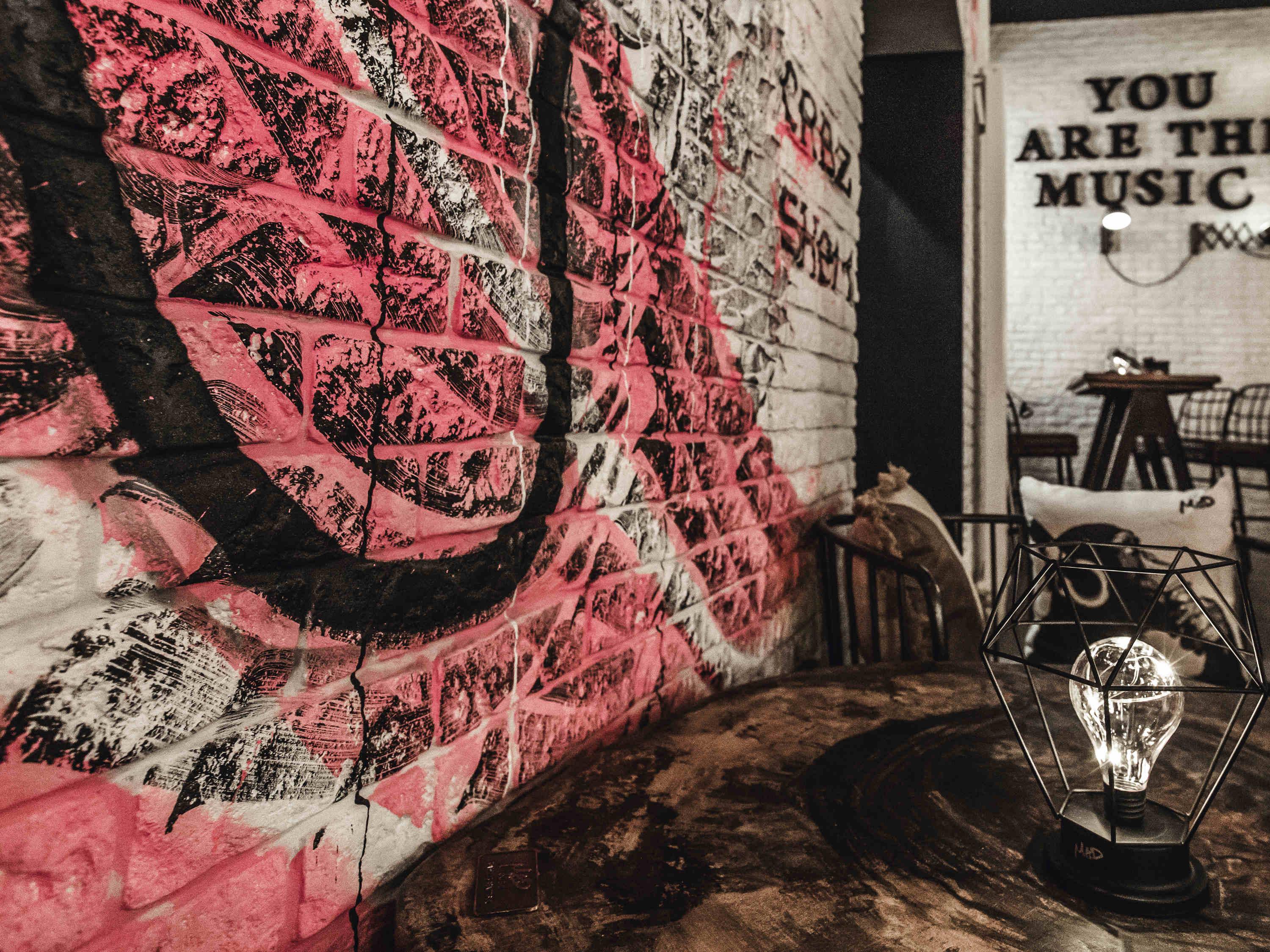 Ibis Styles Lausanne Center Madhouse Экстерьер фото